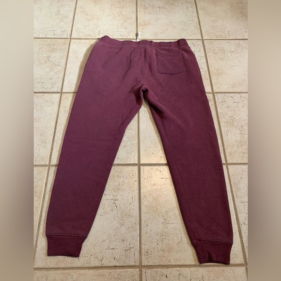 Hollister Men's Burgundy Fleece Logo Joggers Sweatpants L Drawstring - Picture 2 of 5